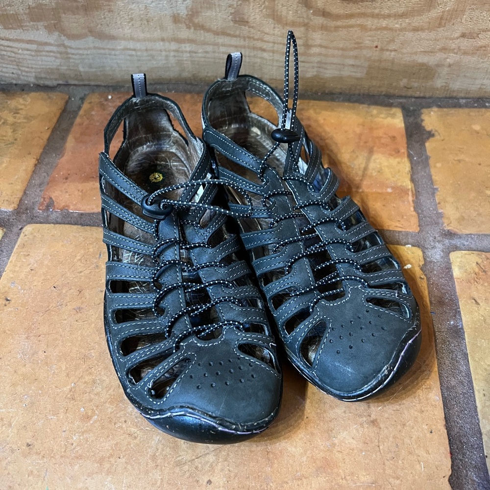 JAMBU bare feet designs grey sandals